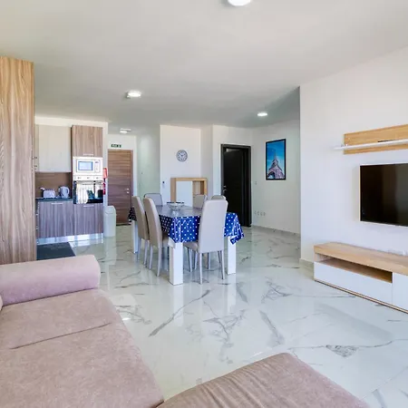 Fully Equipped 2br With Beautiful Sea Views By 360 Estates St. Paul's Bay