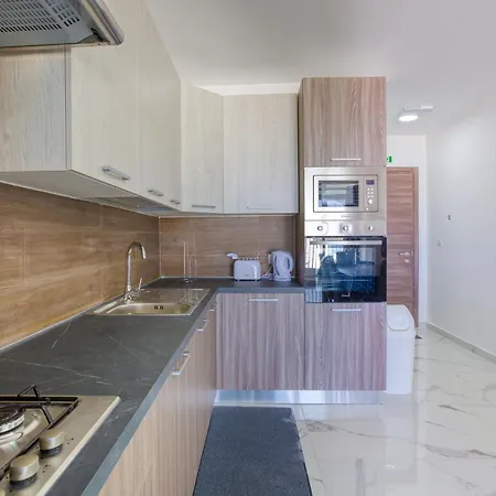 Апартаменты Fully Equipped 2br With Beautiful Sea Views By 360 Estates Сент-Полс-Бей